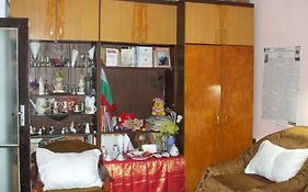 Kamigs Apartment
